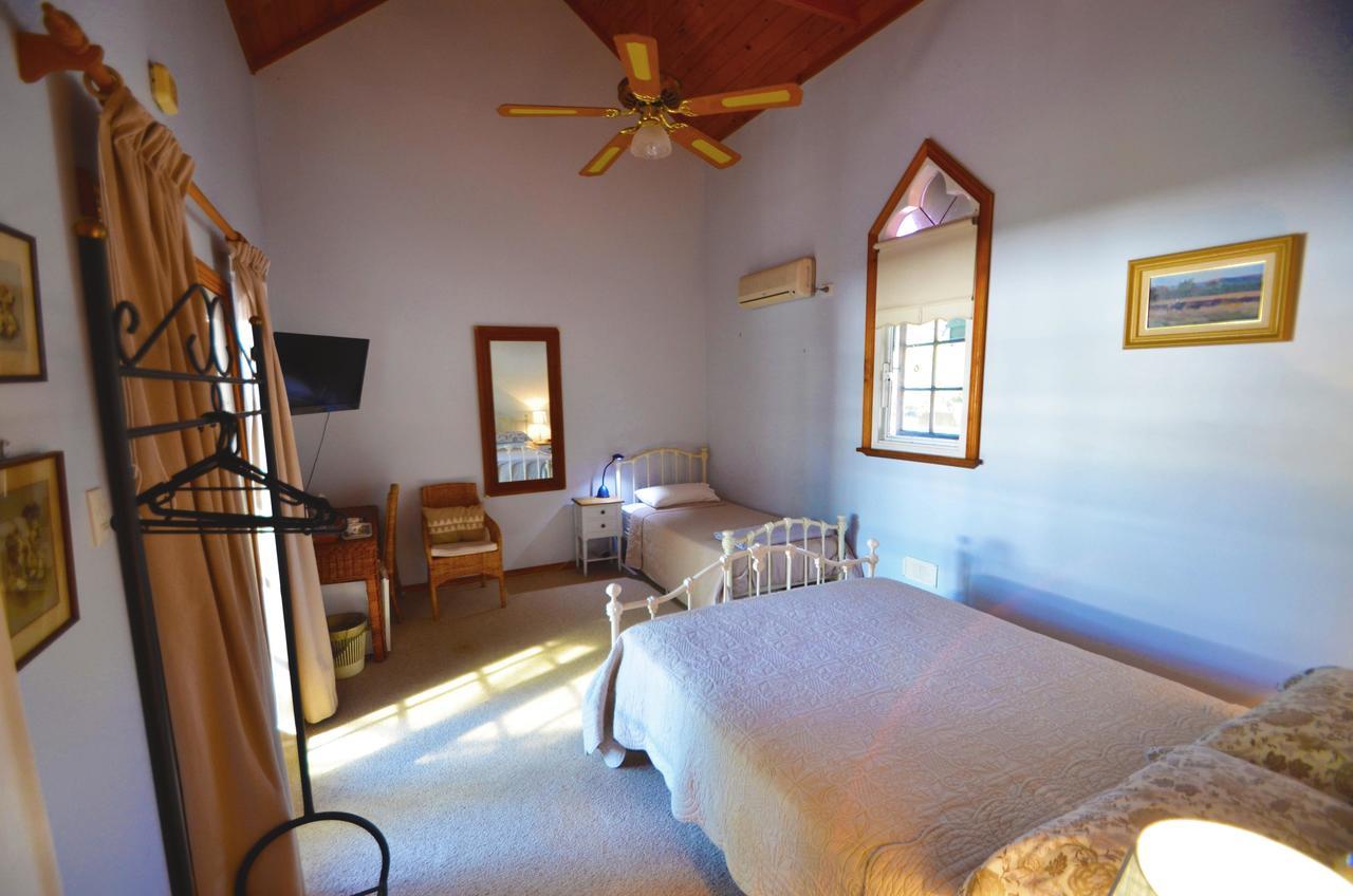 Rosemoore Bed & Breakfast เพิร์ท ภายนอก รูปภาพ
